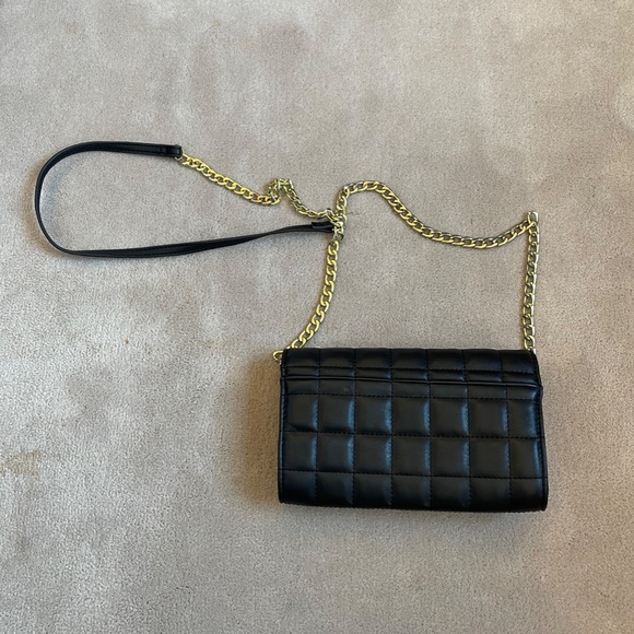 NWOT PEARL ACCENT CLACK CLUTCH - Picture 3 of 5